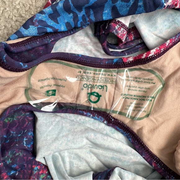 NWT liquido active swim skirt size M - Picture 4 of 6